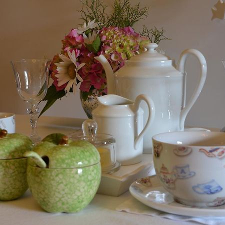 La Gentilhommiere Bed & Breakfast ชองเตอพี ภายนอก รูปภาพ