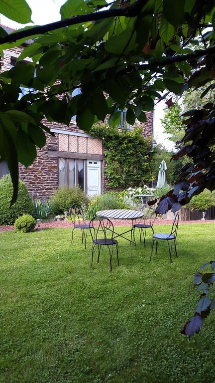 La Gentilhommiere Bed & Breakfast ชองเตอพี ภายนอก รูปภาพ