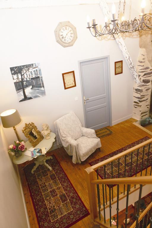 La Gentilhommiere Bed & Breakfast ชองเตอพี ภายนอก รูปภาพ