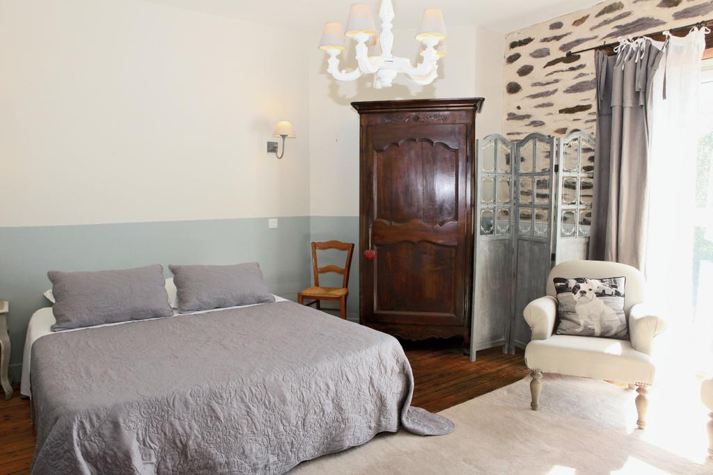 La Gentilhommiere Bed & Breakfast ชองเตอพี ภายนอก รูปภาพ
