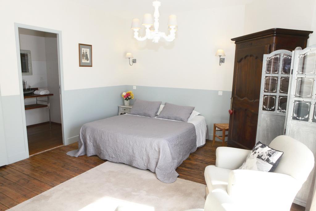 La Gentilhommiere Bed & Breakfast ชองเตอพี ภายนอก รูปภาพ