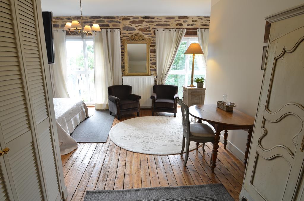 La Gentilhommiere Bed & Breakfast ชองเตอพี ภายนอก รูปภาพ
