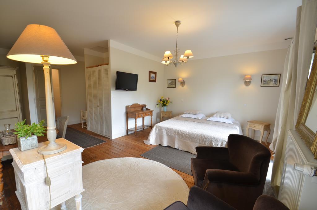La Gentilhommiere Bed & Breakfast ชองเตอพี ภายนอก รูปภาพ