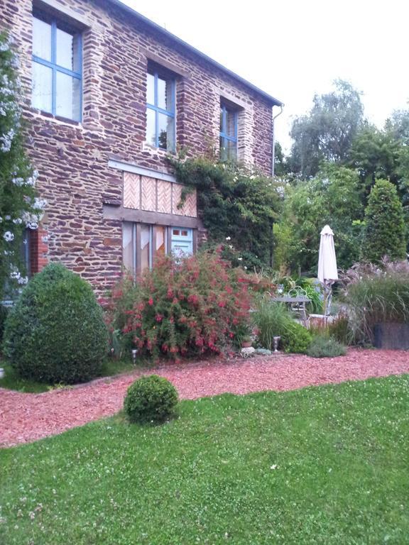 La Gentilhommiere Bed & Breakfast ชองเตอพี ภายนอก รูปภาพ